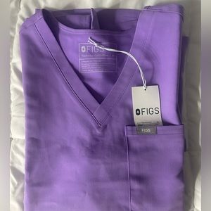 NWT Lavender dawn Figs scrub top